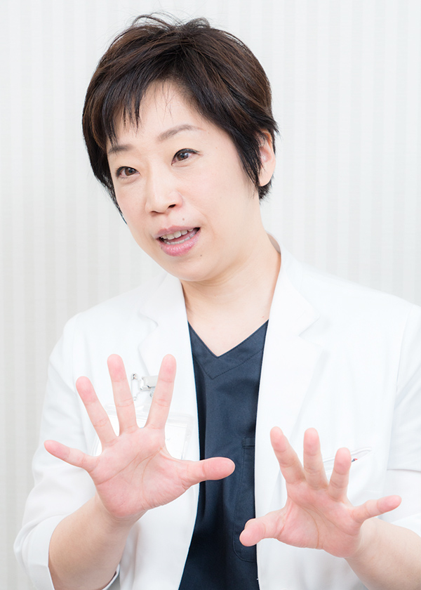 にいむら病院 理事長 新村友季子先生