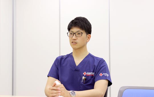 医師近影